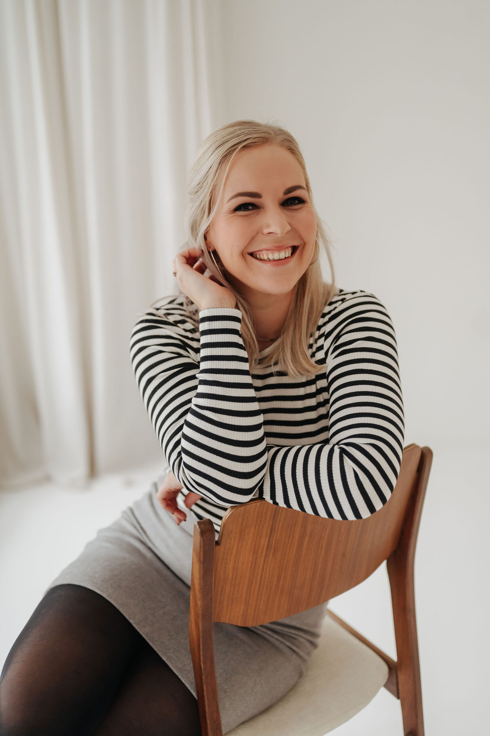 Elle Professionals team